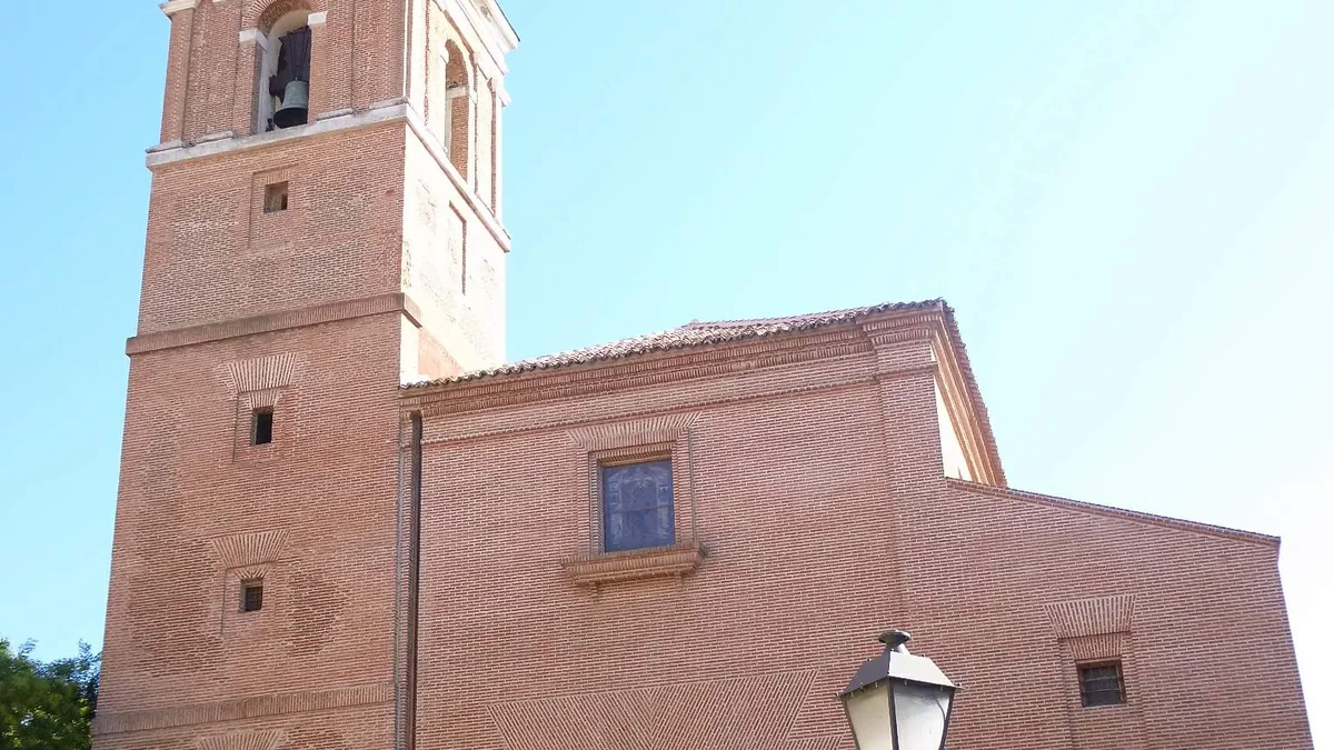 Iglesia de San Salvador, Leganés — animación infantil Bichitos en Leganés